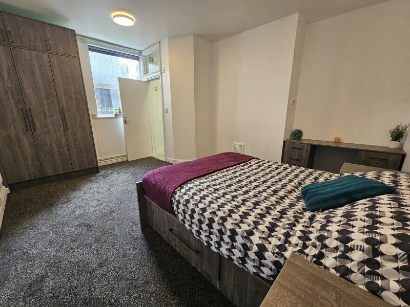 Hanover Square, University