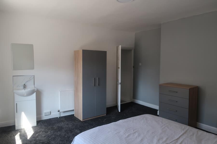 Harold View, Hyde Park