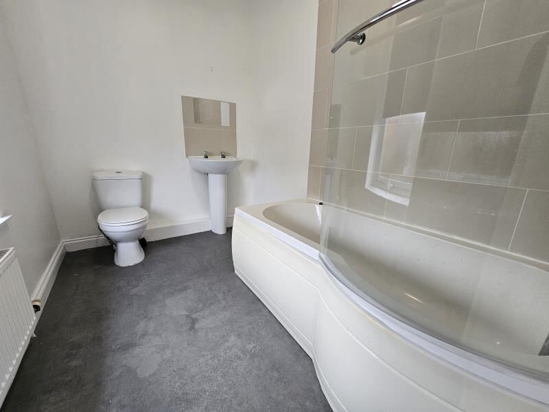 Burley Road, Hyde Park