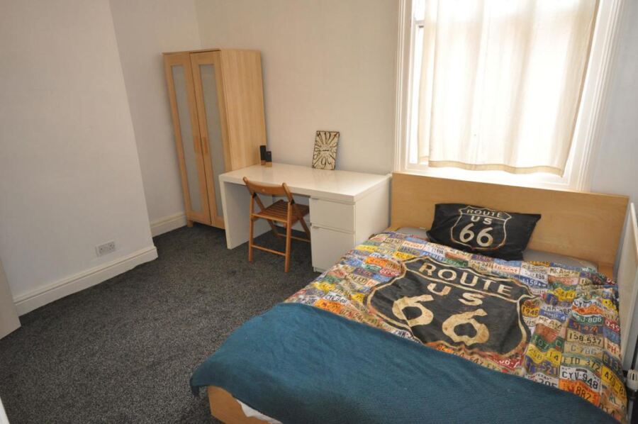 Blenheim Terrace, University