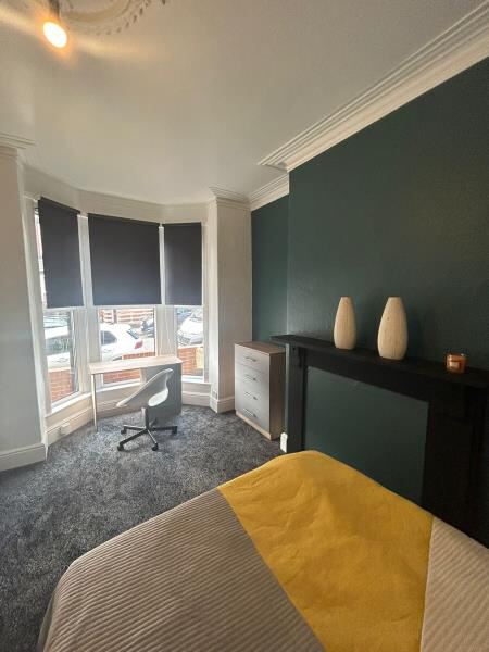 Hessle Mount, Hyde Park