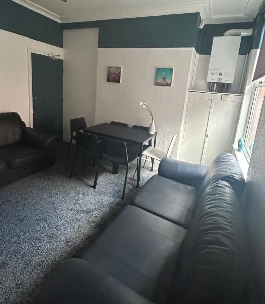 Hessle Mount, Hyde Park