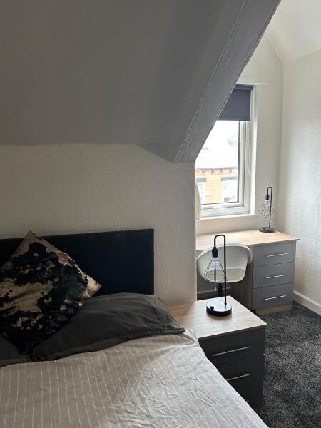 Hessle Mount, Hyde Park