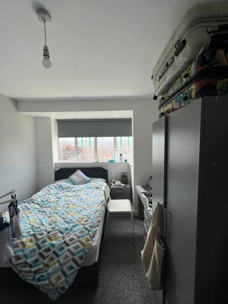 Kelso Gardens, University