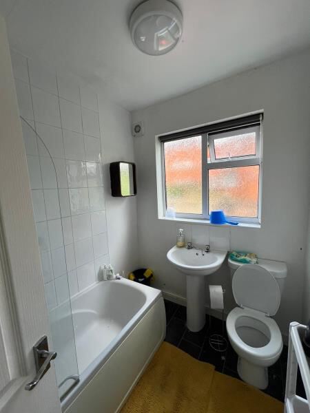 Kelso Gardens, University