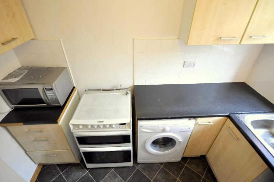 Belle Vue Road, University