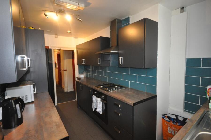 Brudenell Avenue, Hyde Park