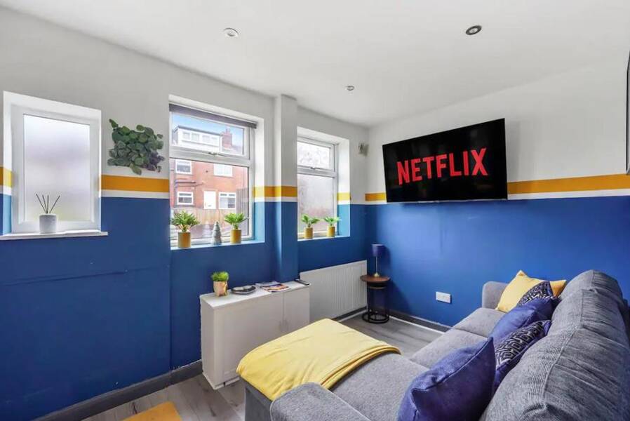 Woodside Terrace, Burley