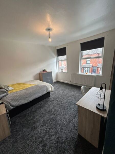 Hessle Mount, Hyde Park