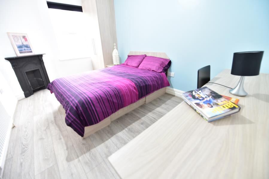 Richmond Mount, Hyde Park