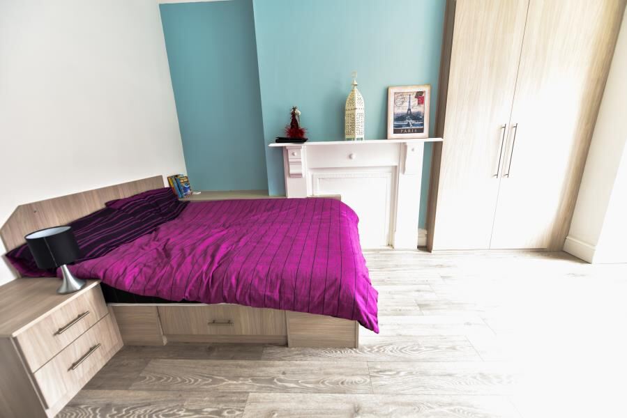 Richmond Mount, Hyde Park