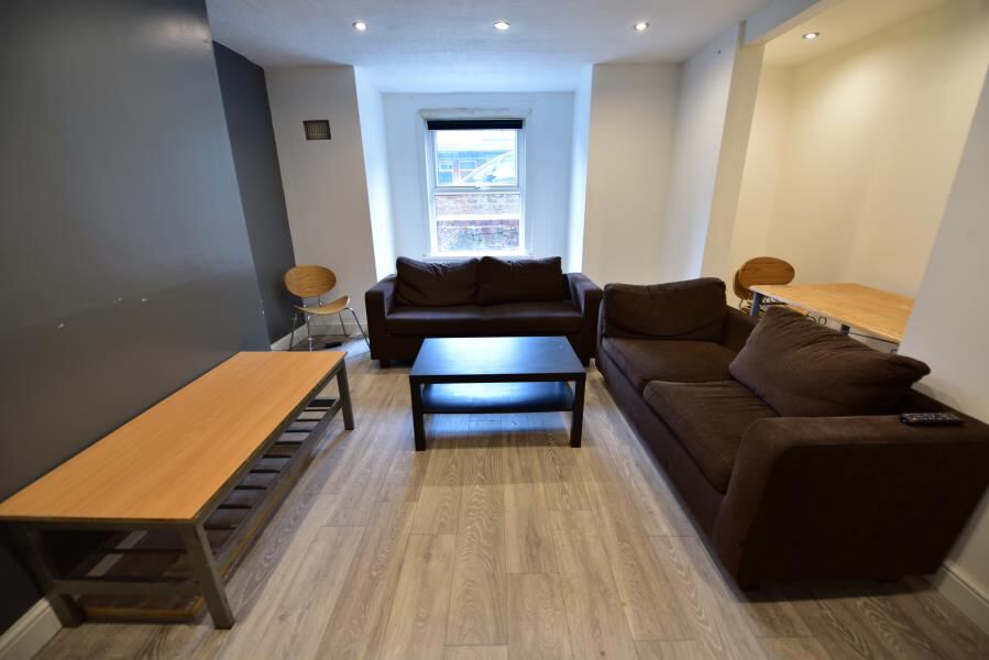 Richmond Mount, Hyde Park