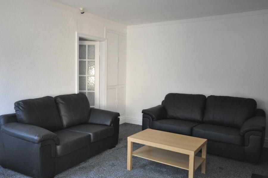 Woodside Place, Burley
