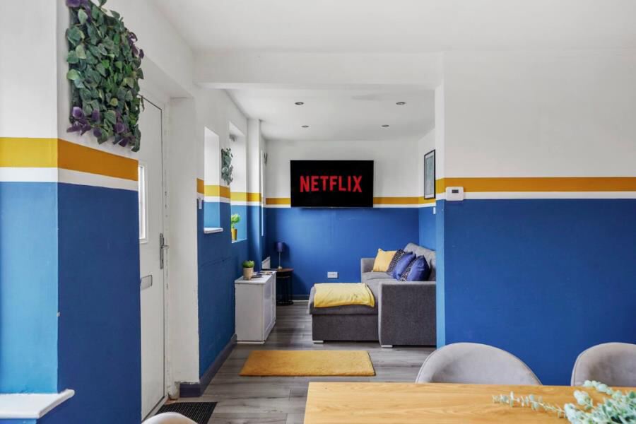 Woodside Terrace, Burley