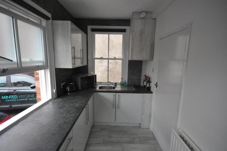 Blenheim Terrace, University