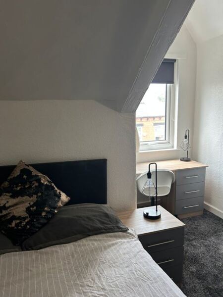 Hessle Mount, Hyde Park