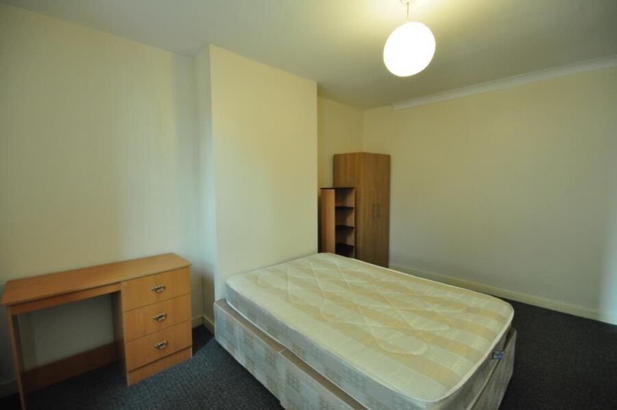 Harold Place, Hyde Park