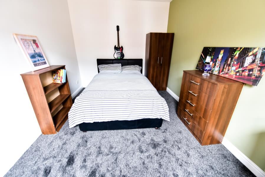 Delph Mount, Woodhouse