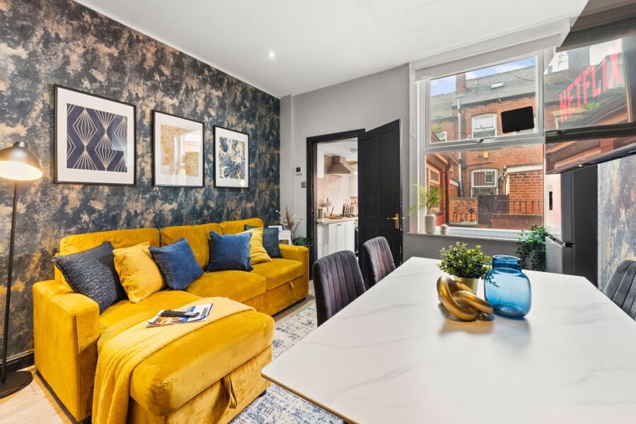 Carberry Terrace, Hyde Park