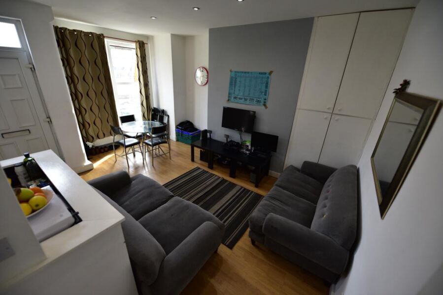 Pearson Terrace, Hyde Park