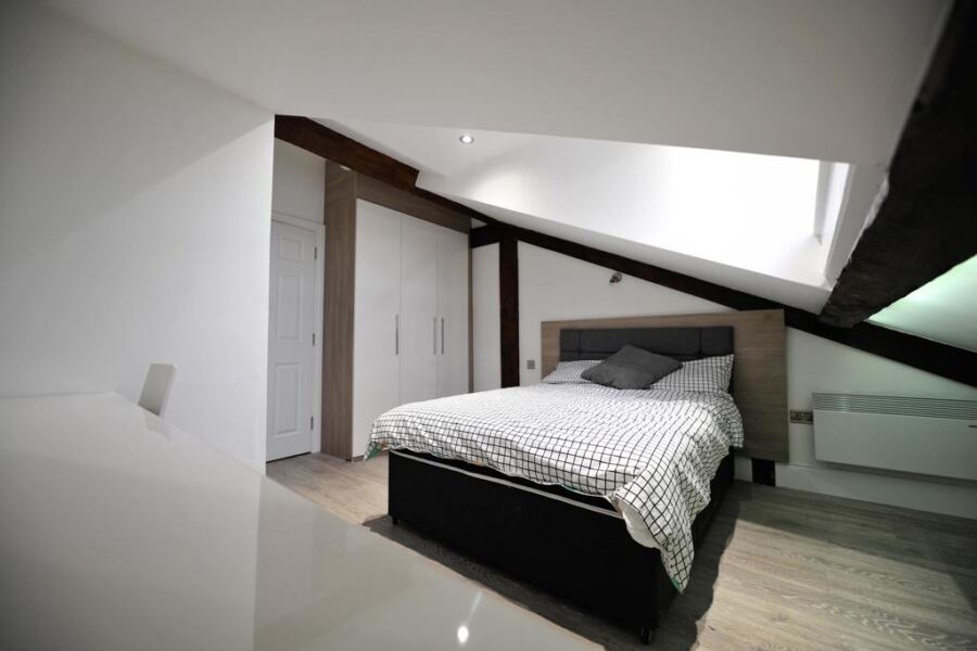 Blenheim Terrace, University