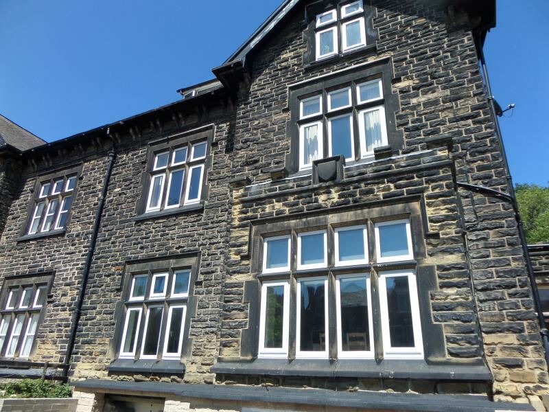 Cardigan Road, Hyde Park