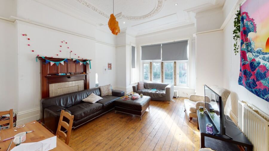 Cardigan Road, Hyde Park