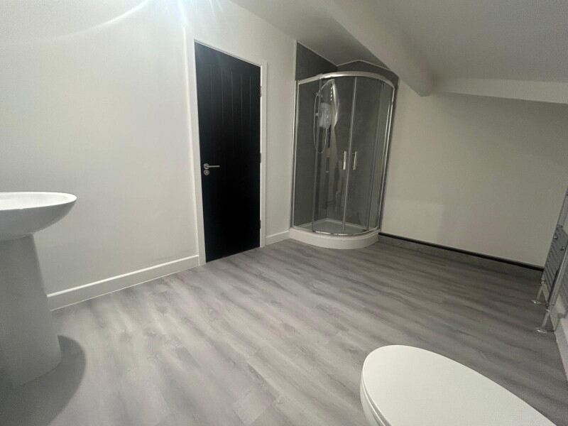 Hessle Avenue, Hyde Park