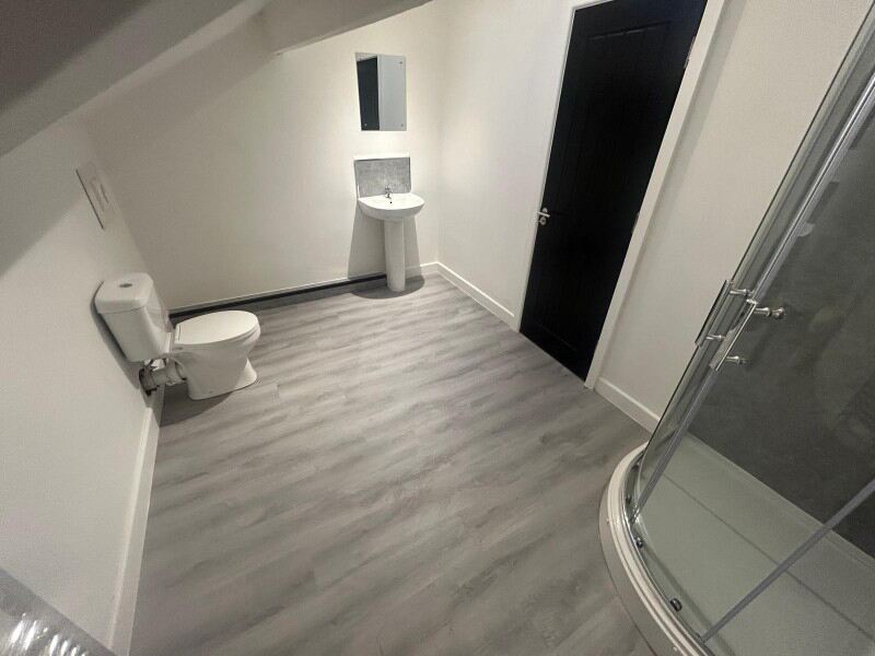 Hessle Avenue, Hyde Park