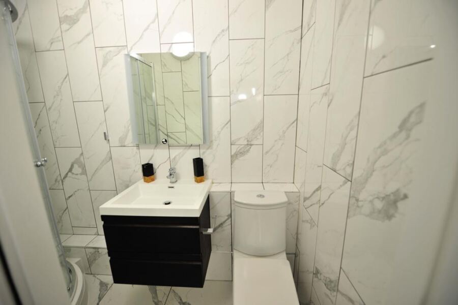 Blenheim Terrace, University