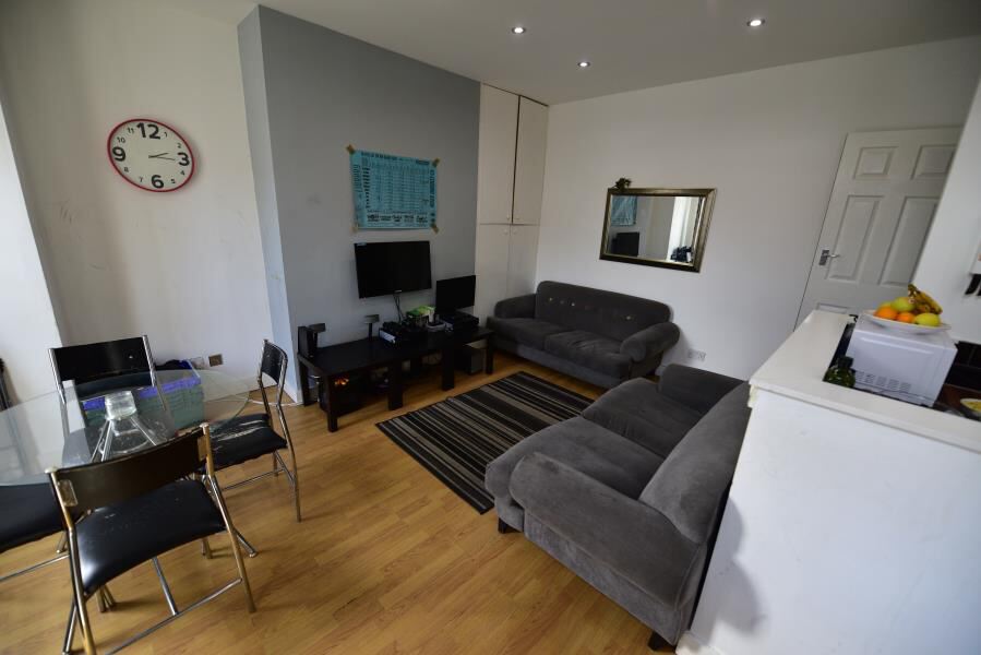 Pearson Terrace, Hyde Park