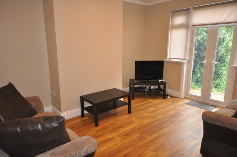 Dennistead Crescent, Headingley