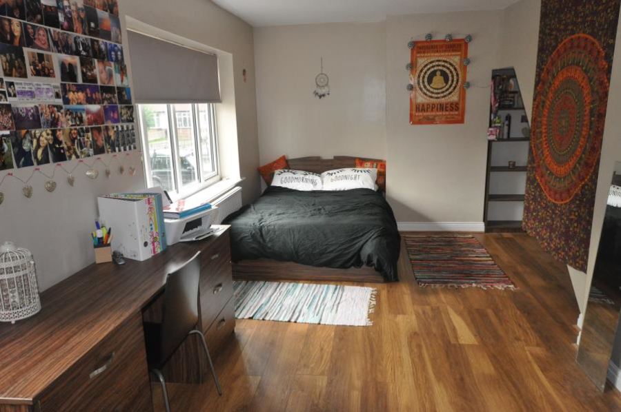 Dennistead Crescent, Headingley