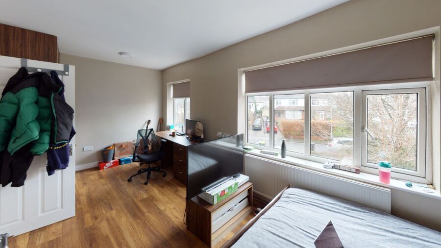 Dennistead Crescent, Headingley