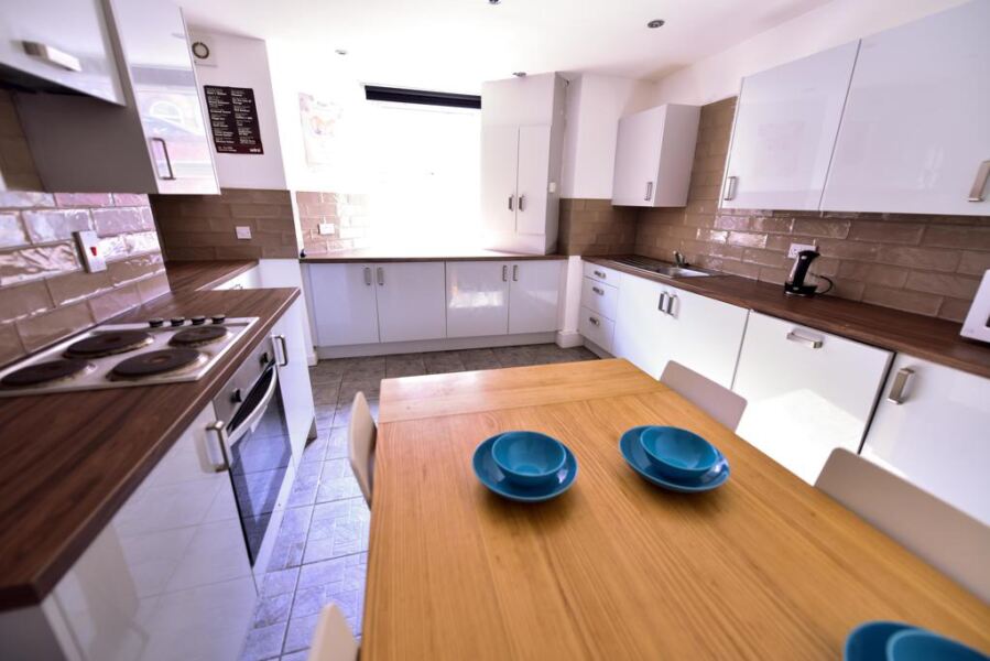 Ebberston Terrace, Hyde Park