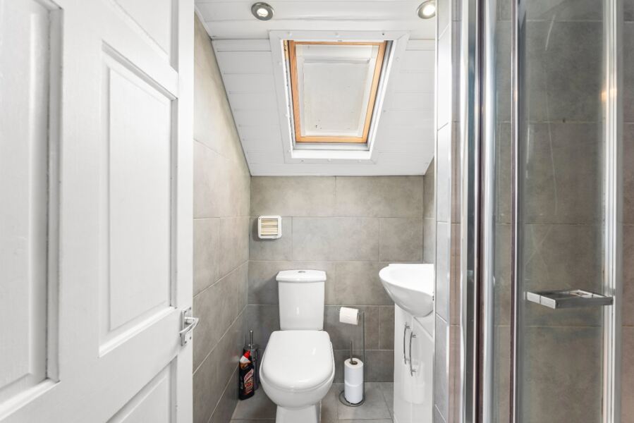 Carberry Terrace, Hyde Park