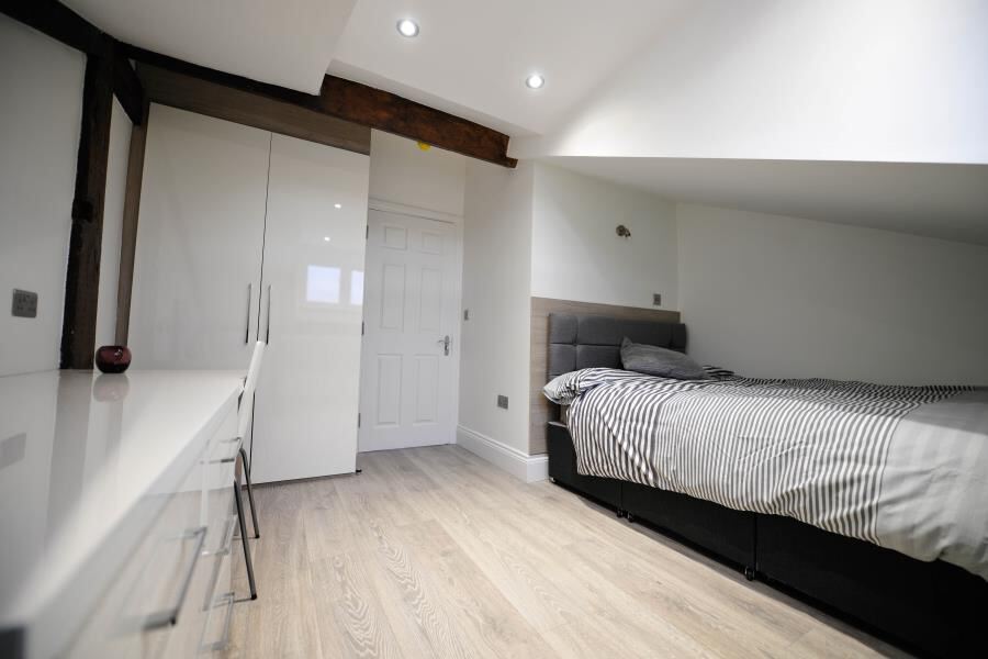 Blenheim Terrace, University