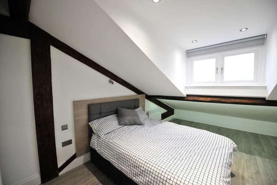 Blenheim Terrace, University