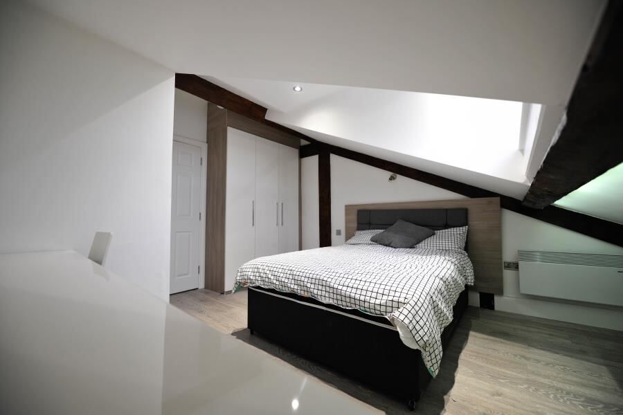 Blenheim Terrace, University