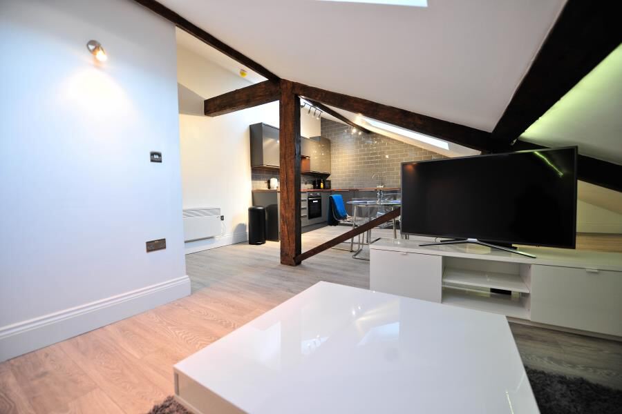 Blenheim Terrace, University