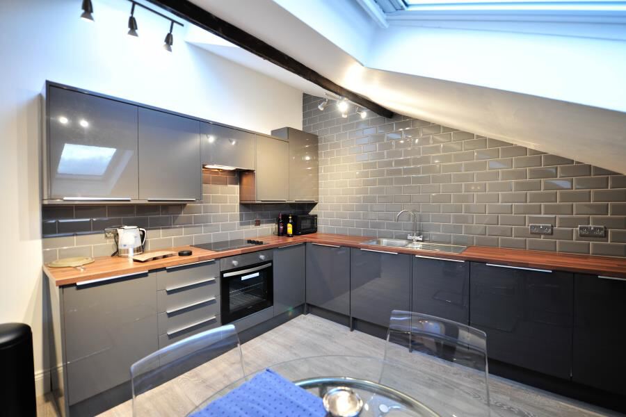 Blenheim Terrace, University