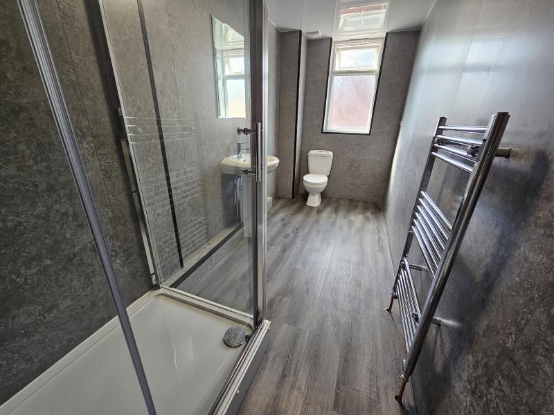 Harold Road, Hyde Park