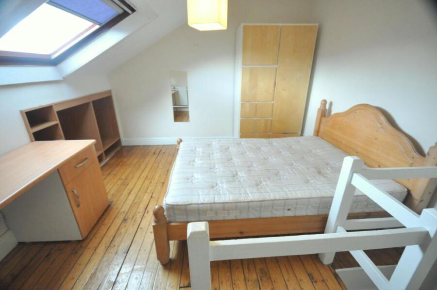 Elsham Terrace, Burley