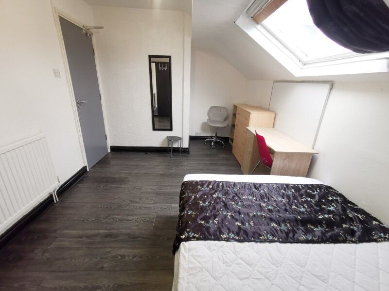 Delph Mount, Woodhouse