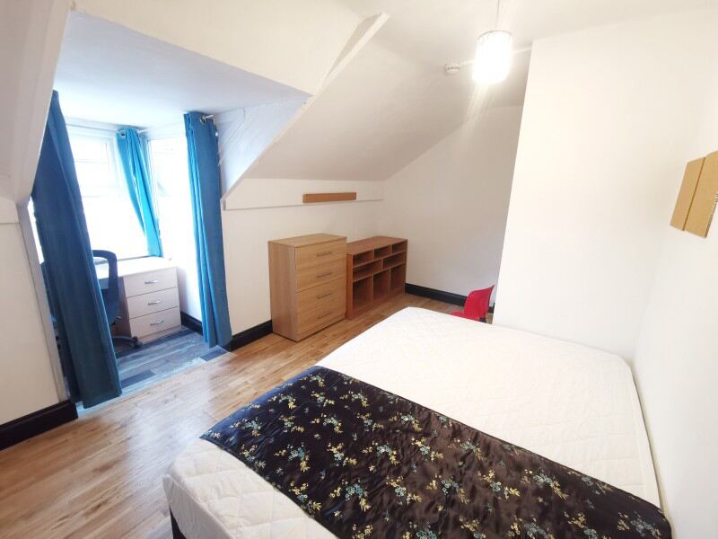 Delph Mount, Woodhouse