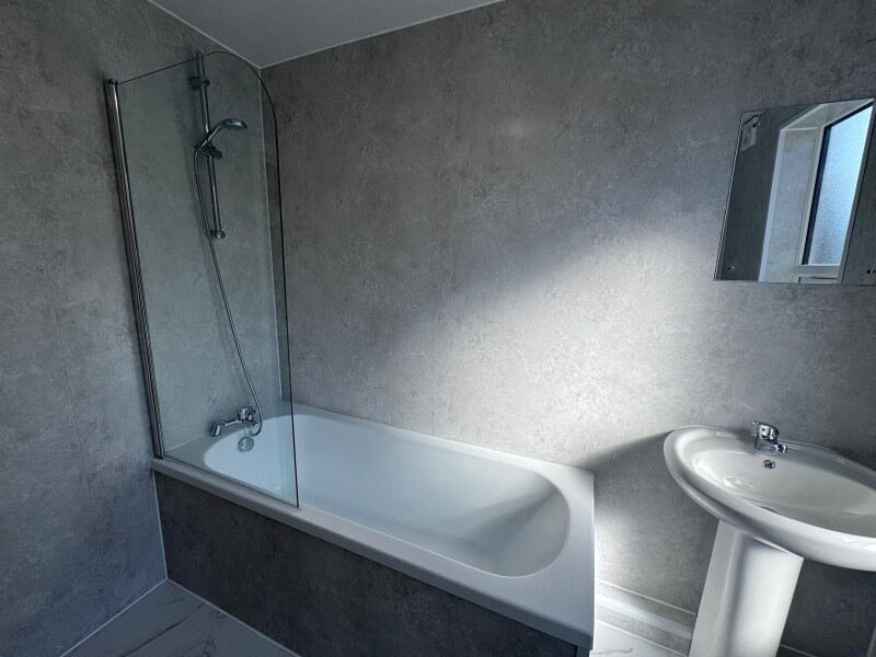 Harold Mount, Hyde Park