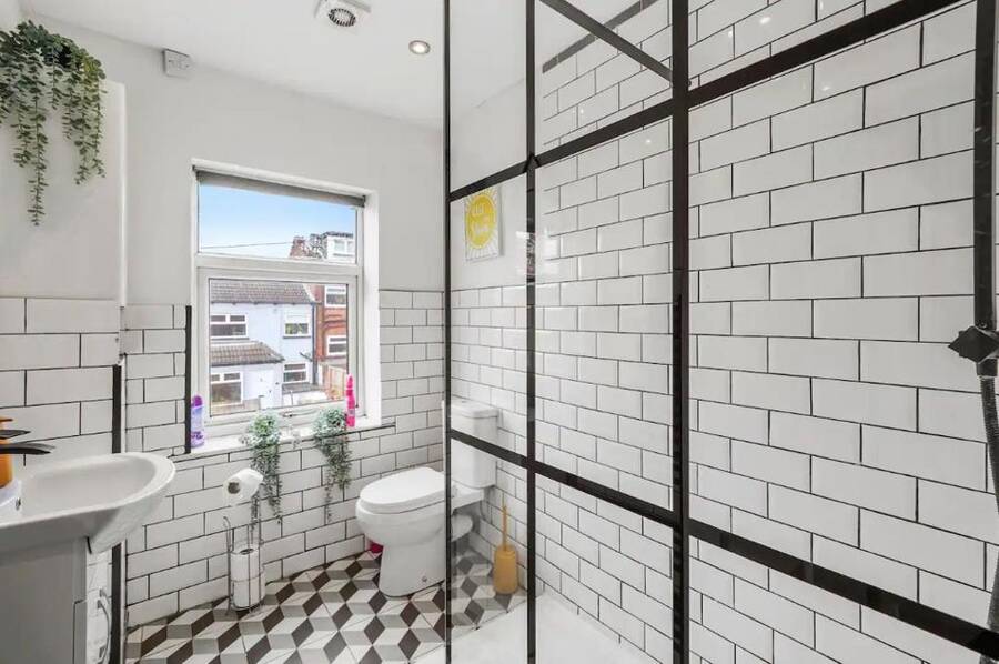 Woodside Terrace, Burley