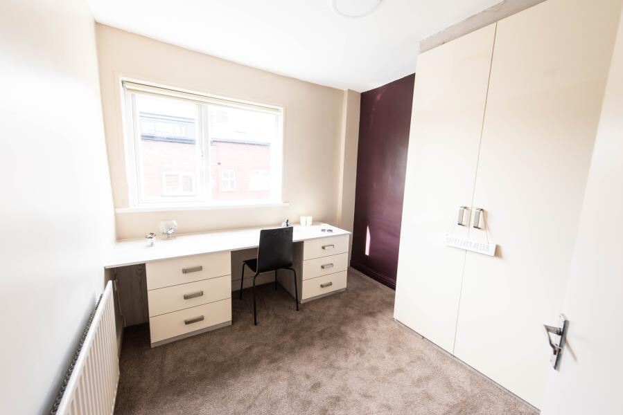 Richmond Mount, Hyde Park