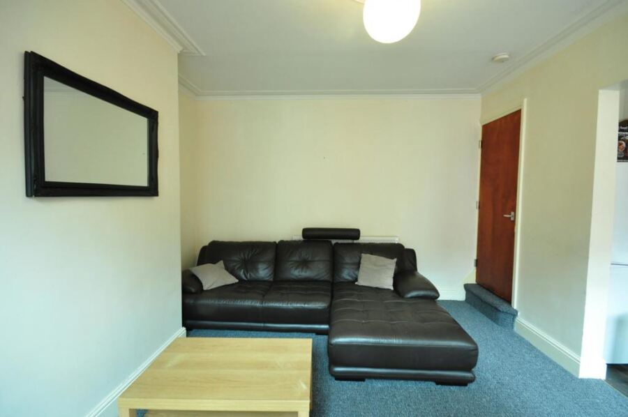 Harold Place, Hyde Park