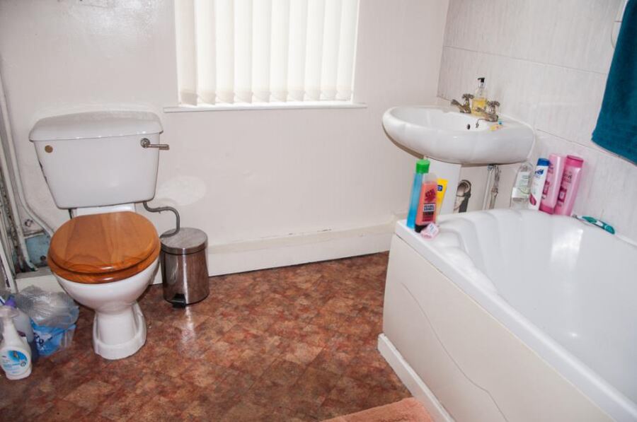 Thornville Road, Hyde Park